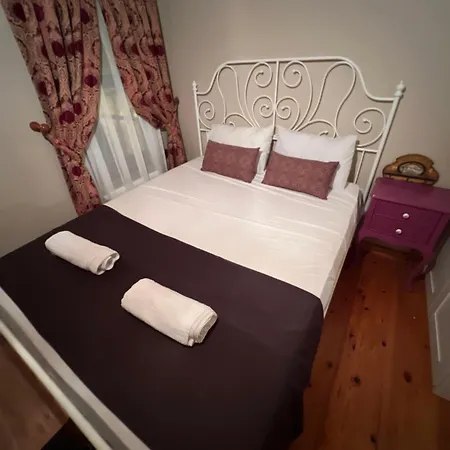 Lux Sea View Willas ホテル 4*